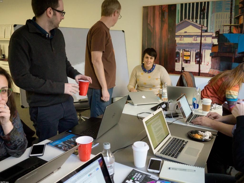 យុទ្ធសាស្ត្របាញ់តិច: ការបង្កើតអ្វីថ្មីក្នុងការទាក់ទងនឹងអតិថិជន